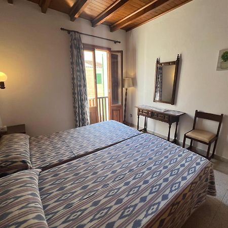Hostal Restaurante Playa Colonia de Sant Jordi Zewnętrze zdjęcie