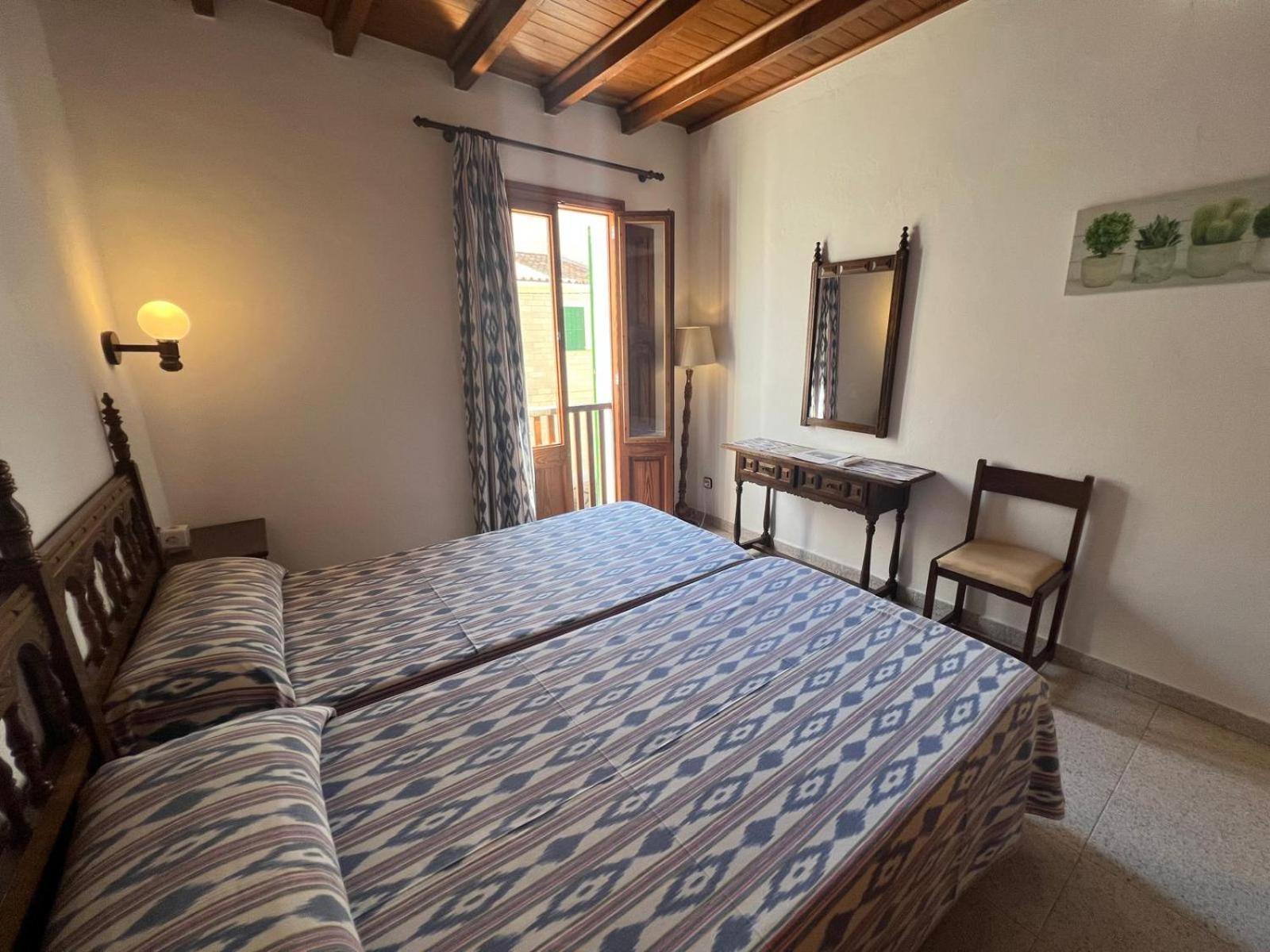 Hostal Restaurante Playa Colonia de Sant Jordi Zewnętrze zdjęcie